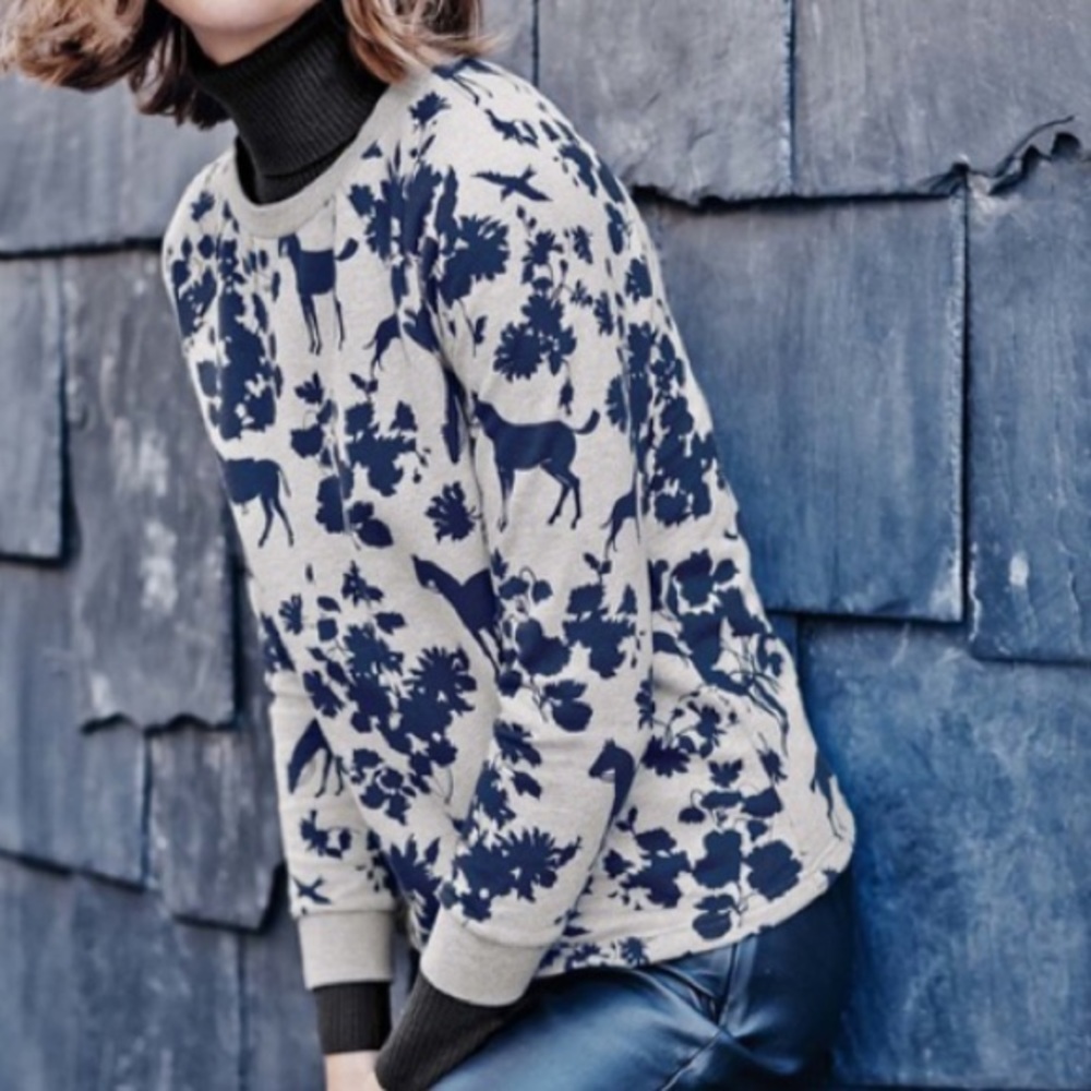 Boden Size 6 Hunt Scene Horse Dog Sweatshirt